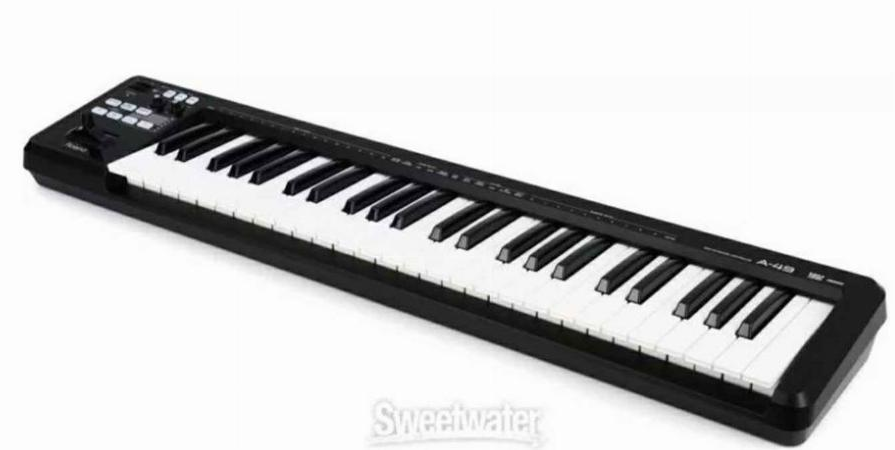 Pianos & Klavye