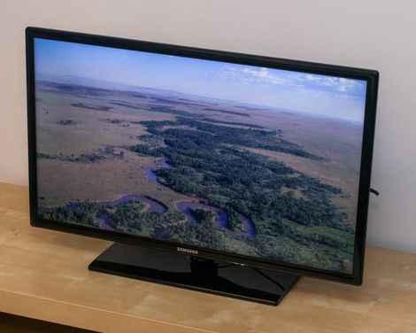 Monitè, pwojektè & Akseswa