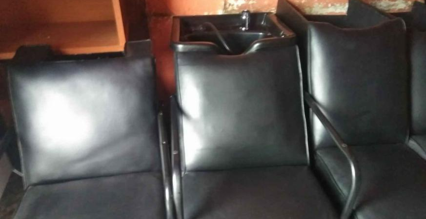 Chèz & Recliners