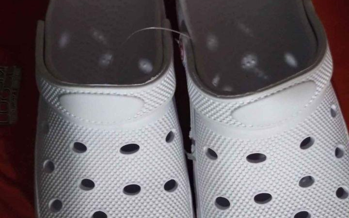 Sandal