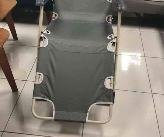 Chèz & Recliners