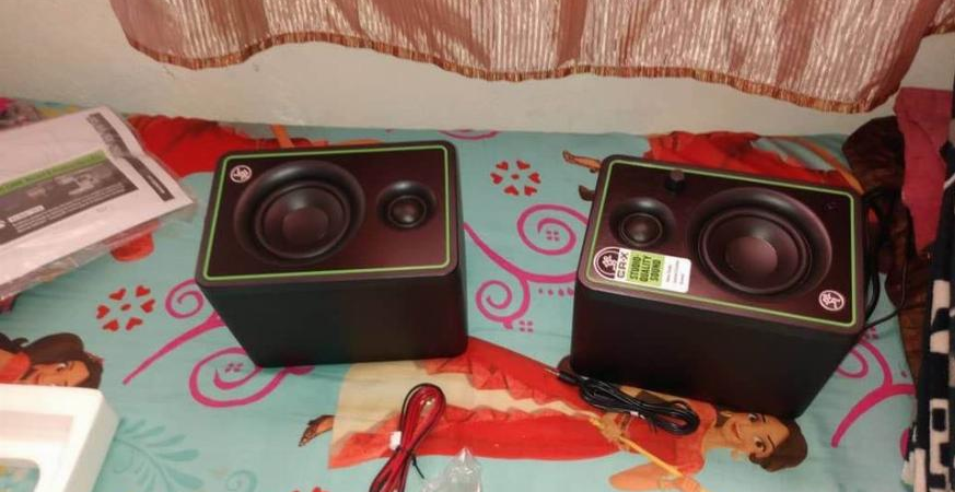 Estasyon Audio & Speaker