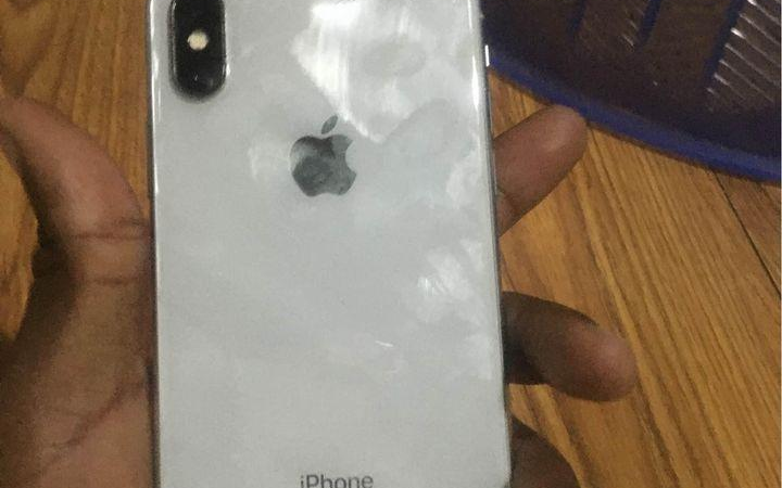 Telefòn Pòtab & Smartphones